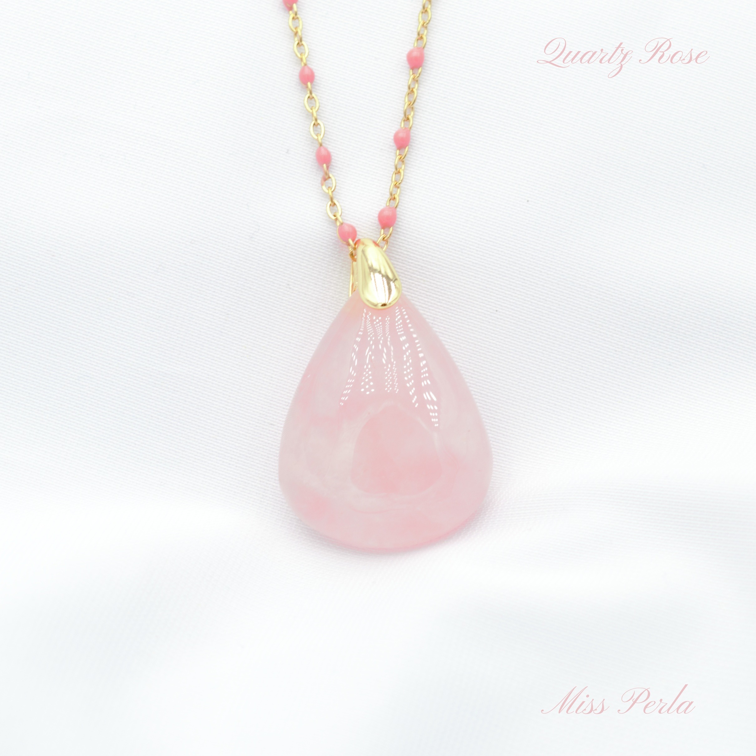Collier vintage en perles de quartz rose - France